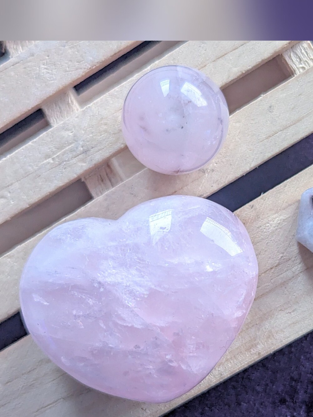 🩷 AA ROSE Quartz Pink Palm Stone 🩷 Pray Affirm Gem Stone & Mini Sphere Set